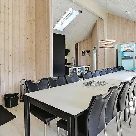 Udsholt Strand Sleeps 20 Pool Wifi Дом отдыха Udsholt Sand